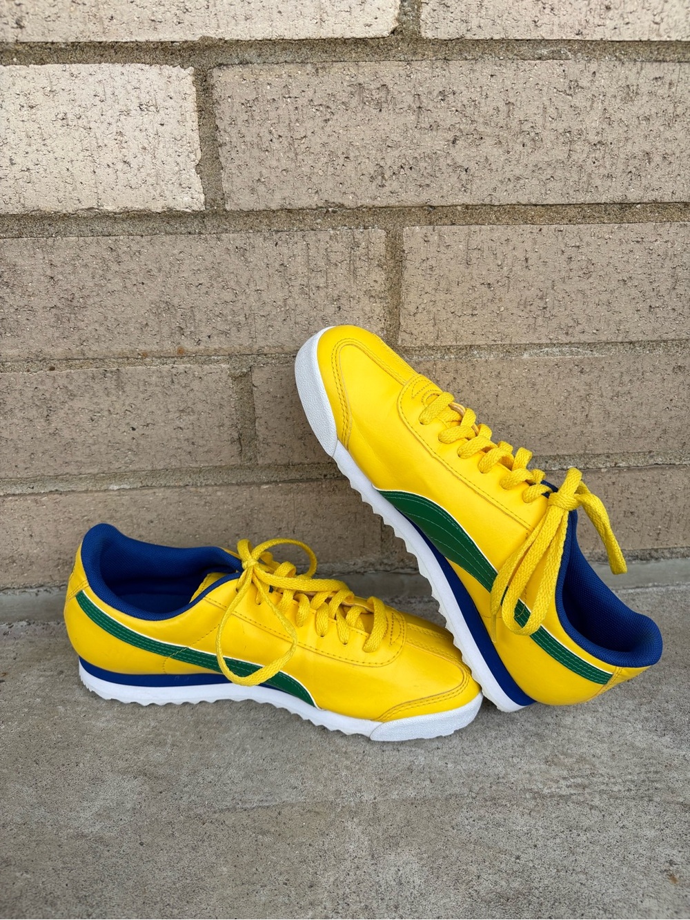 PUMA Roma "Brazil" Sneakers Yellow/Green/Blue 383643-01 Men's Size 5 UK 4/EUR 37